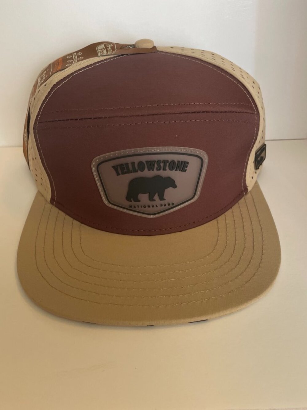 Yellowstone Premium Parks Snapback Hat Cap Brown NWT